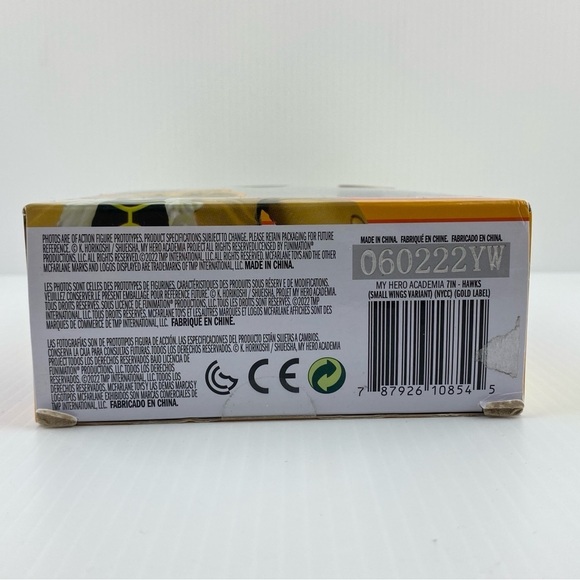 NEW My Hero Academia Hawks Figure 7 inch 22 moving parts - Picture 7 of 9